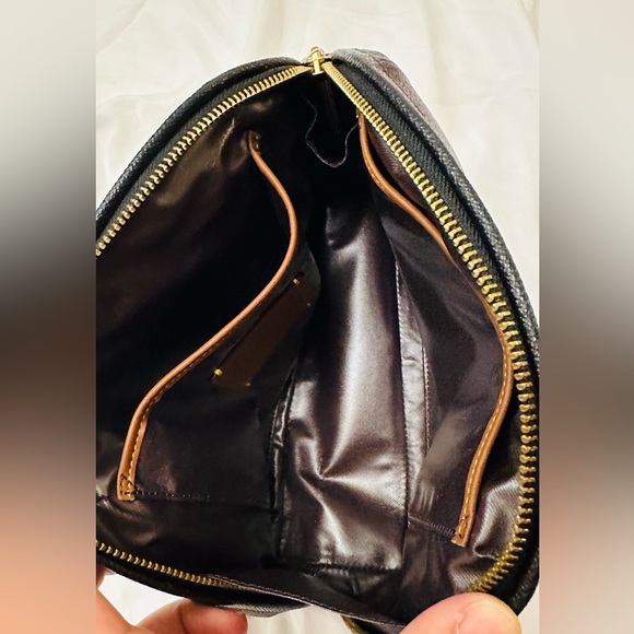 New Coach Julienne Cosmetic Case - Picture 3 of 3